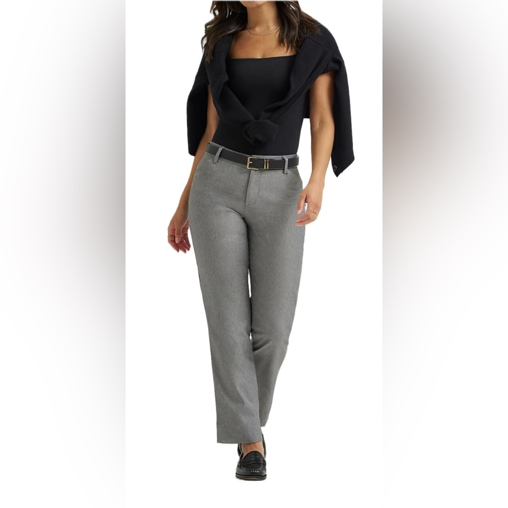 NWT Lee Straight Leg Mid Rise Trouser.